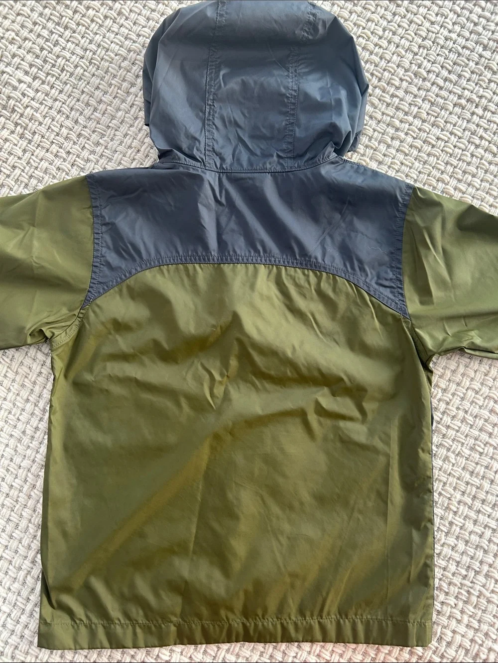 •COLUMBIA• Rain Jacket